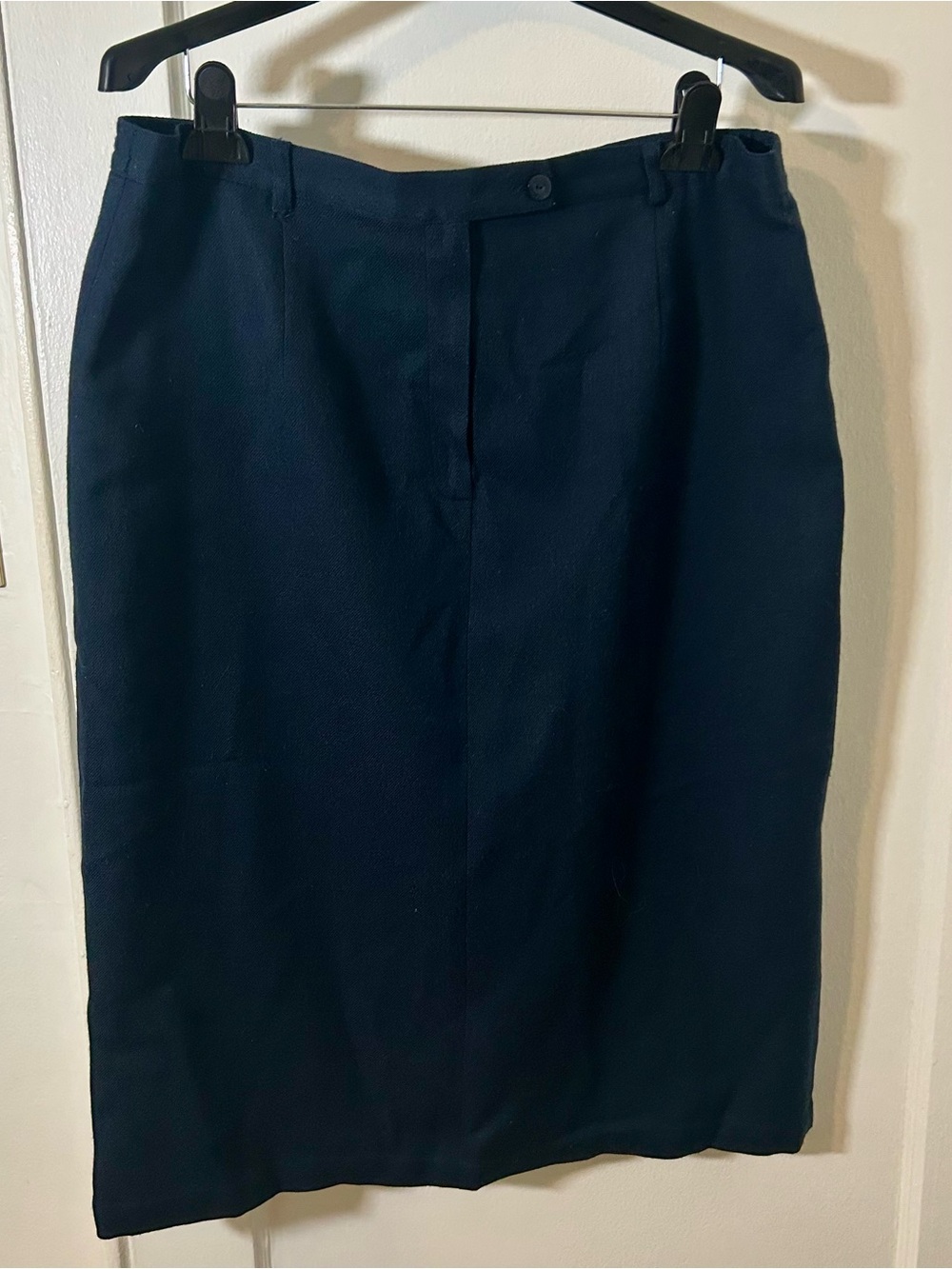 Sag Harbor Navy Pencil Skirt